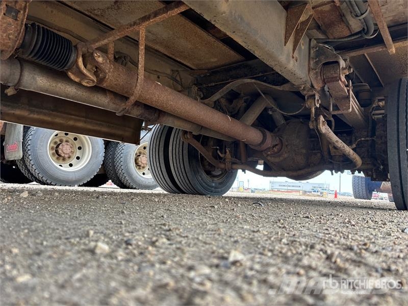 Chevrolet C5500 حافلة صغيرة