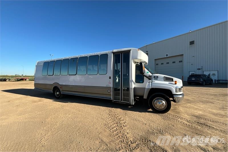 Chevrolet C5500 Minibuses
