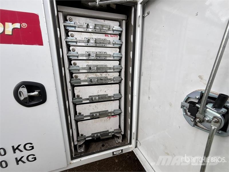 Chevrolet C5500 Forsvar/Miljø