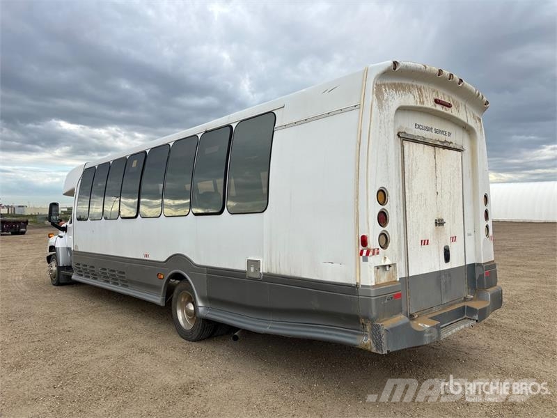 Chevrolet C5500 حافلة صغيرة