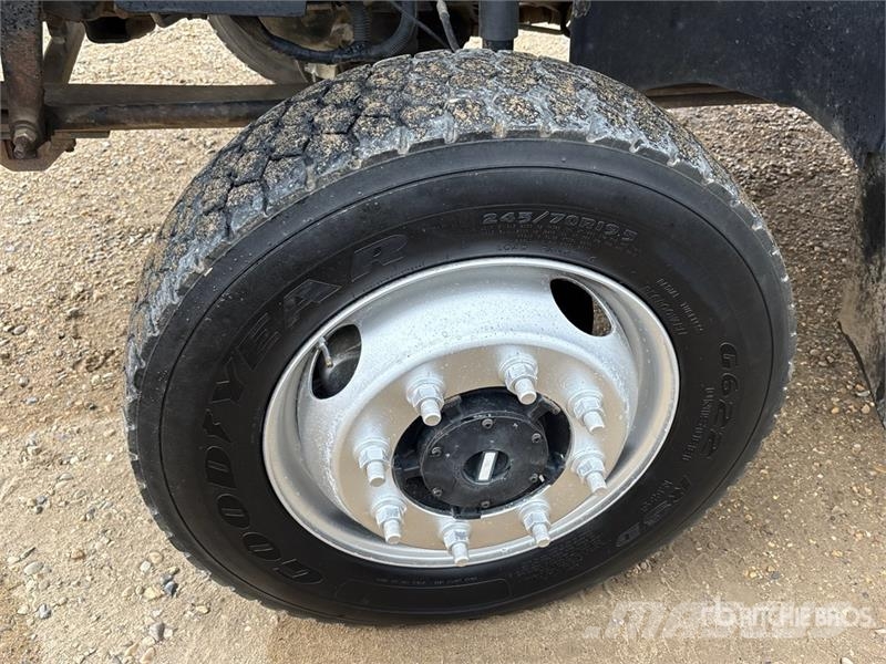 Chevrolet C5500 Forsvar/Miljø