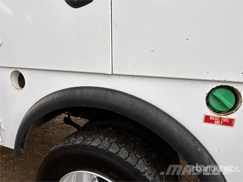 Chevrolet C5500 Forsvar/Miljø