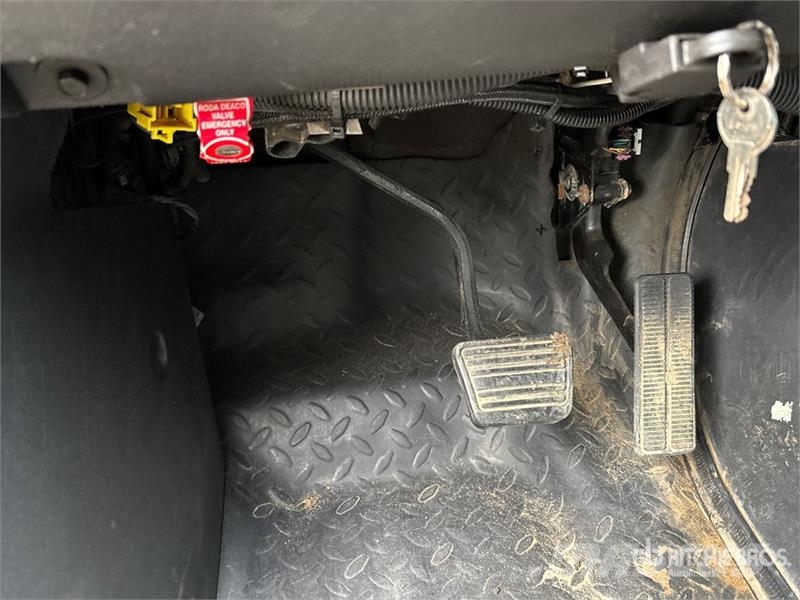 Chevrolet C5500 4x4 Snow Plow Truck 시립/다목적 차량