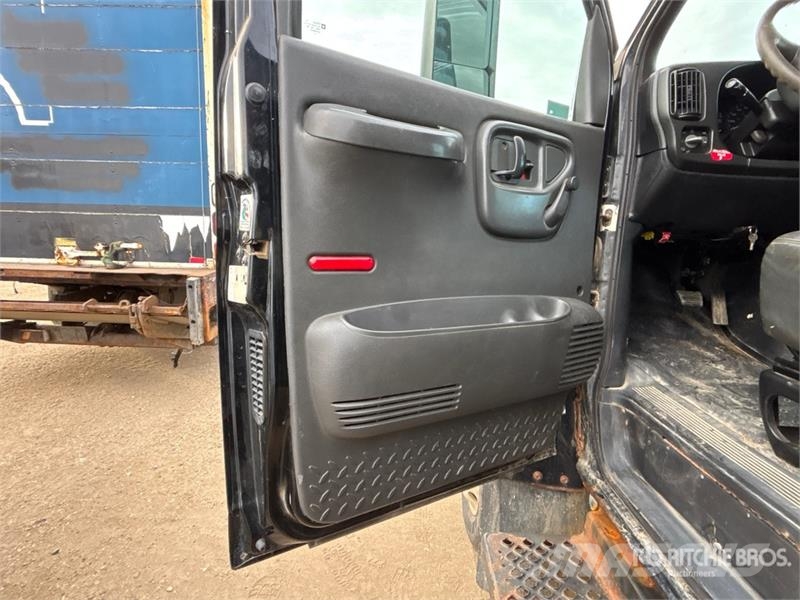 Chevrolet C5500 4x4 Snow Plow Truck 시립/다목적 차량