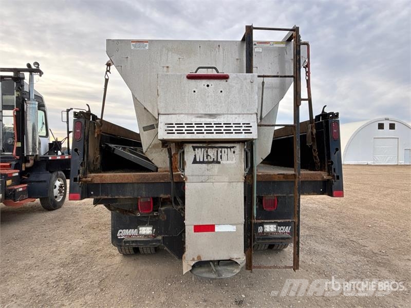 Chevrolet C5500 4x4 Snow Plow Truck 시립/다목적 차량