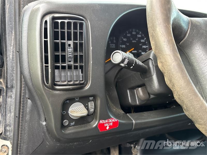 Chevrolet C5500 4x4 Snow Plow Truck 시립/다목적 차량