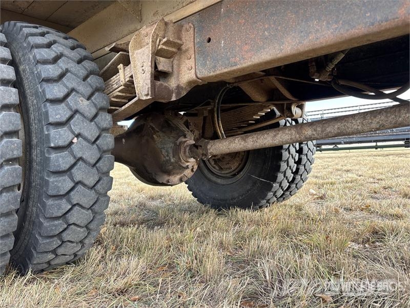 Chevrolet C60 4x2 Grain Truck شاحنات المزارع / الحبوب