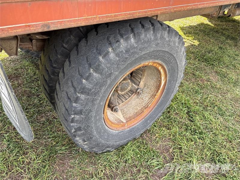 Chevrolet C65 Scottsdale 4x2 Grain Truck Vilja-autot