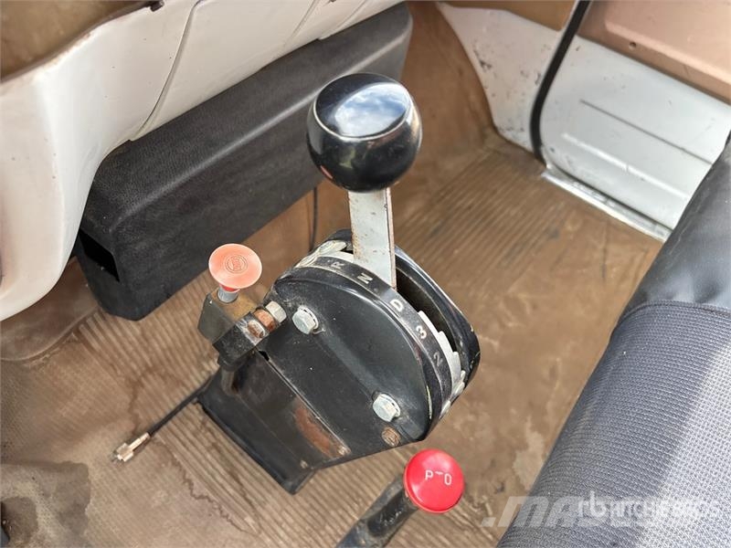 Chevrolet C65 Scottsdale 4x2 Grain Truck Vilja-autot