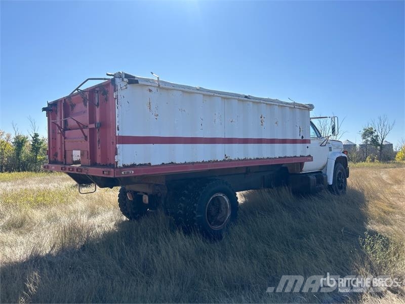 Chevrolet C70 Graudu pārvadāšanas mašīnas