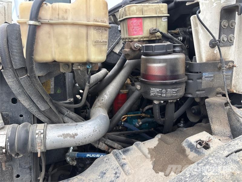 Chevrolet C7500 هيكل صندوقي