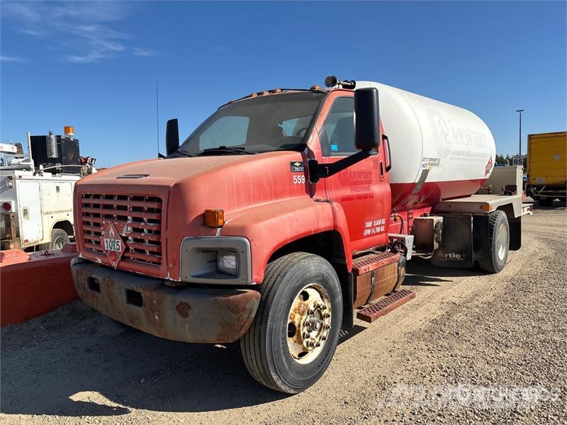 Chevrolet C7500 其他货车