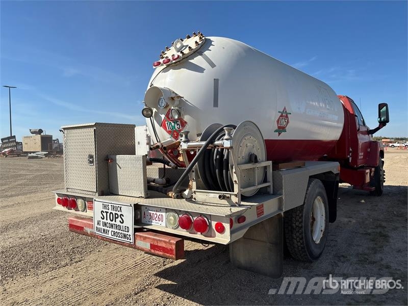 Chevrolet C7500 其他货车
