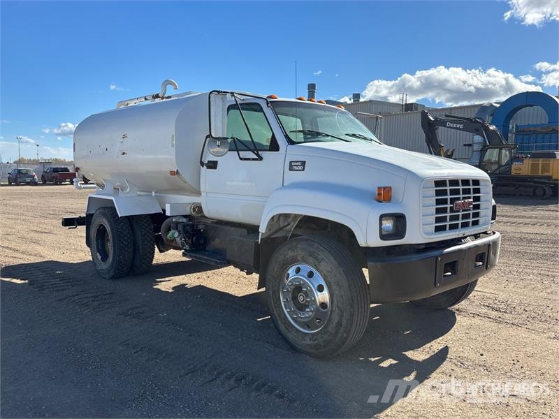 Chevrolet C7500 Wassertanker