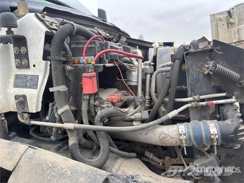Chevrolet C7500 هيكل صندوقي