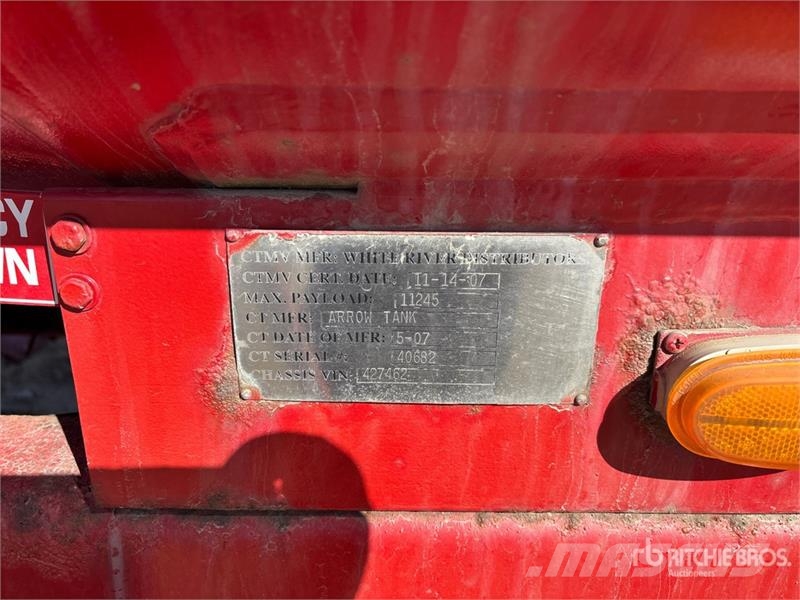 Chevrolet C7500 其他货车