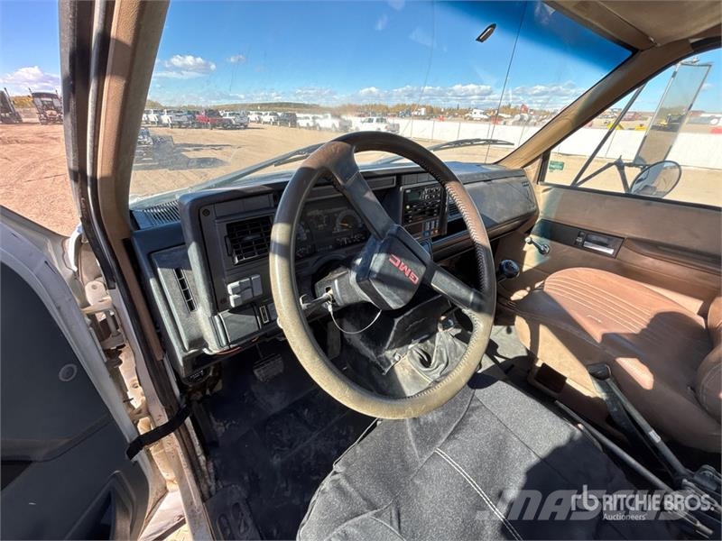 Chevrolet C7500 Wassertanker