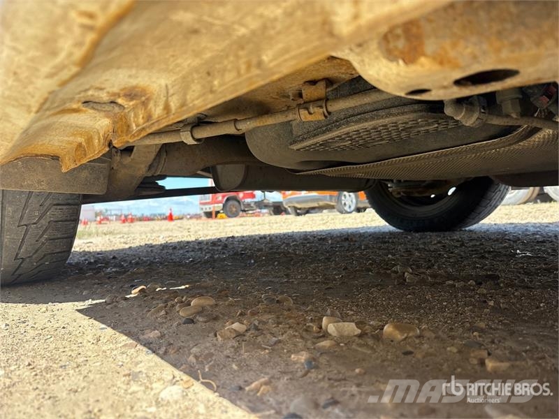 Chevrolet Cruze 2LS Automobile (Inoperable) 자동차