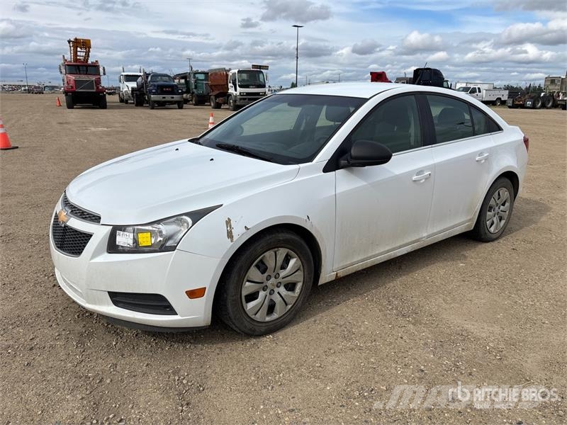 Chevrolet Cruze 2LS Automobile (Inoperable) 자동차