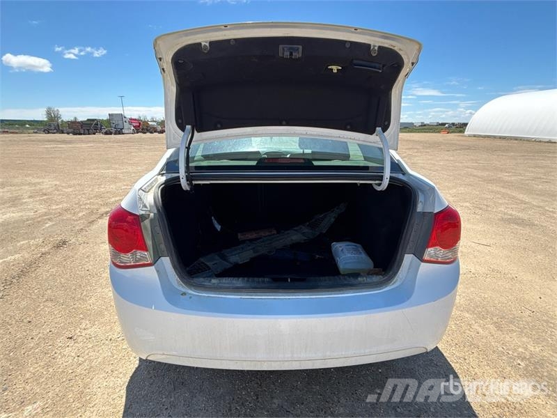 Chevrolet Cruze 2LS Automobile (Inoperable) 자동차