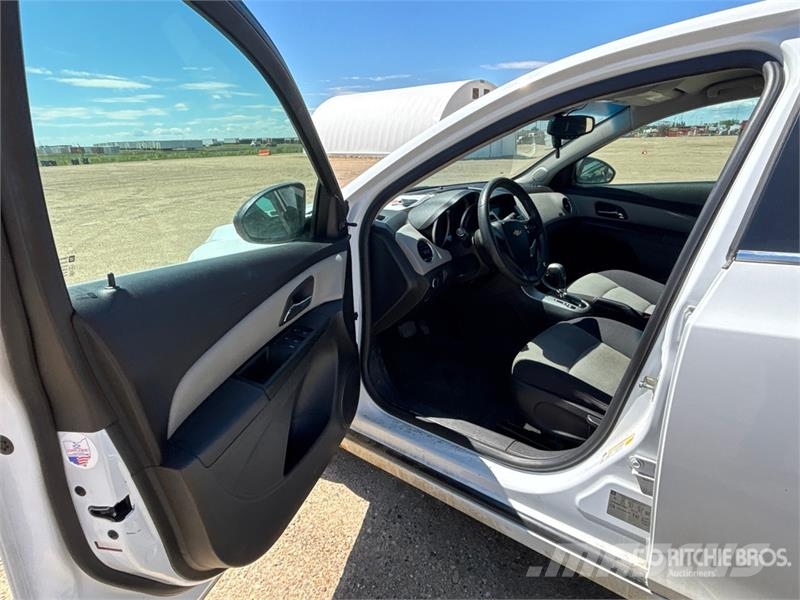 Chevrolet Cruze 2LS Automobile (Inoperable) 자동차