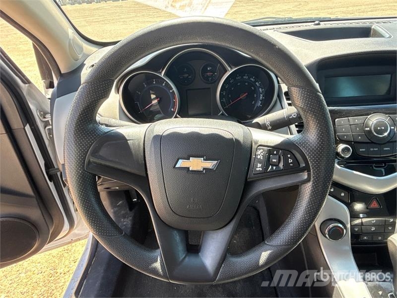 Chevrolet Cruze 2LS Automobile (Inoperable) 자동차