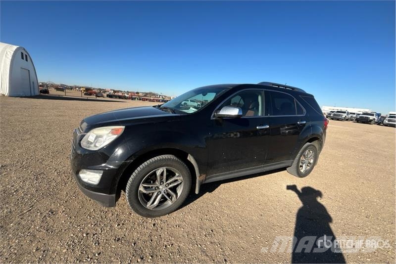 Chevrolet Equinox AWD SUV Automobily