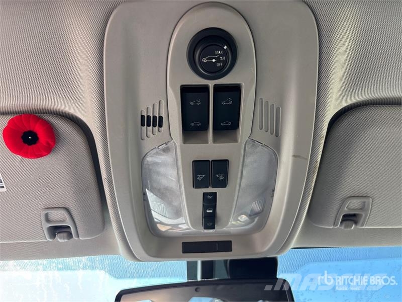 Chevrolet Equinox AWD SUV Lengvieji automobiliai
