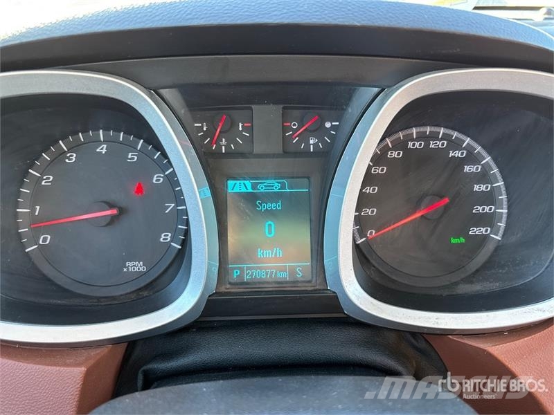 Chevrolet Equinox AWD SUV Automobily