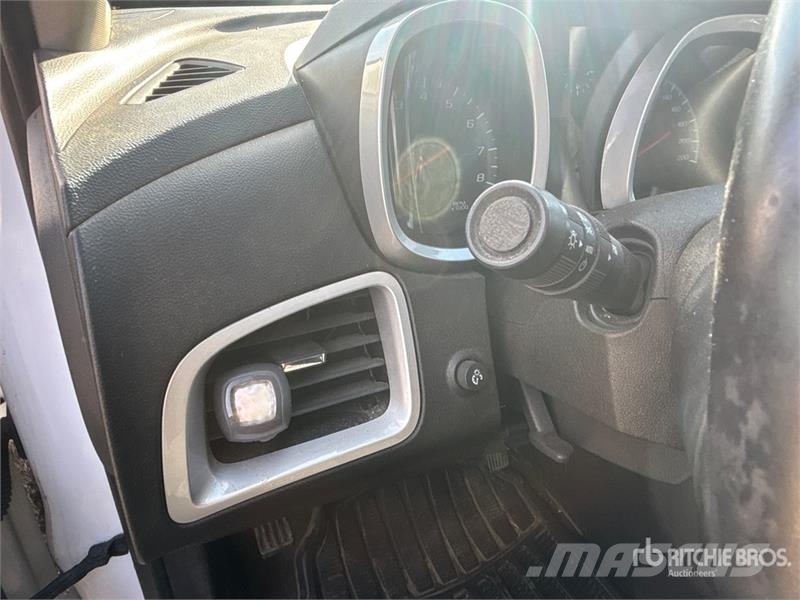 Chevrolet Equinox AWD SUV Otomobiller