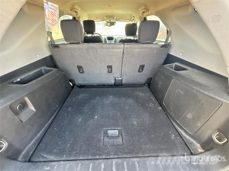Chevrolet Equinox AWD SUV Otomobiller