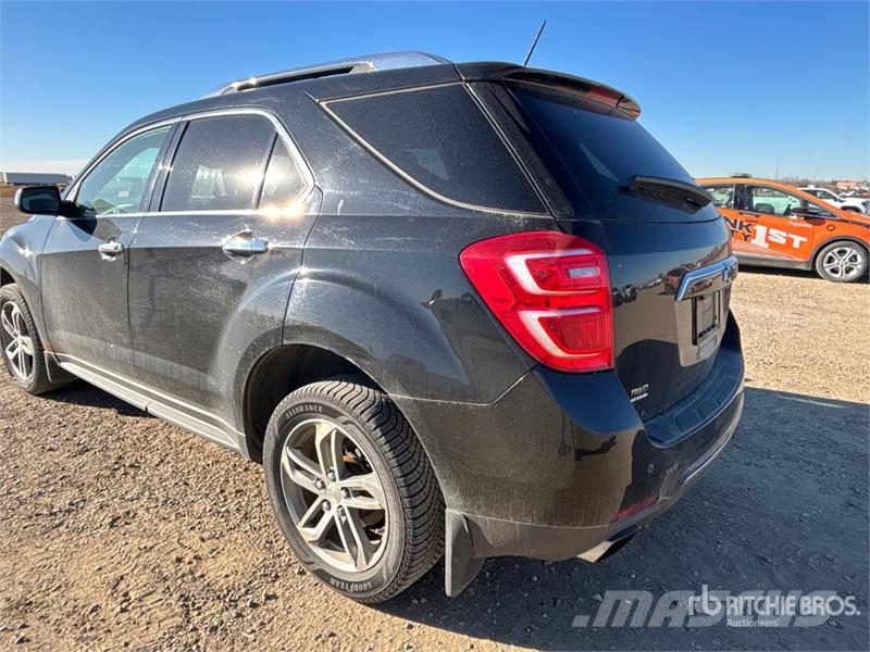 Chevrolet Equinox AWD SUV Automobily