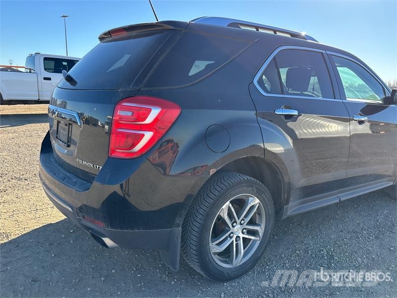 Chevrolet Equinox AWD SUV Automobily
