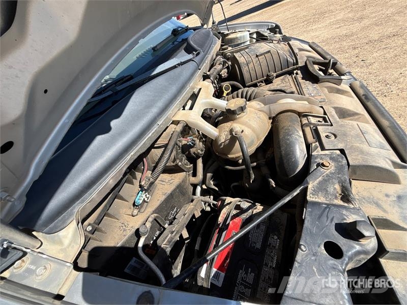Chevrolet Express Kapali kasa kamyonlar