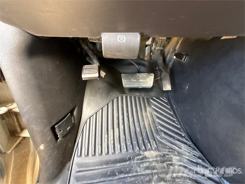 Chevrolet Express Kapali kasa kamyonlar