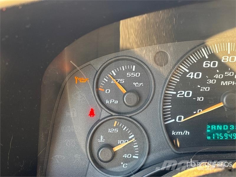 Chevrolet Express 11 Passenger Van パネルバン