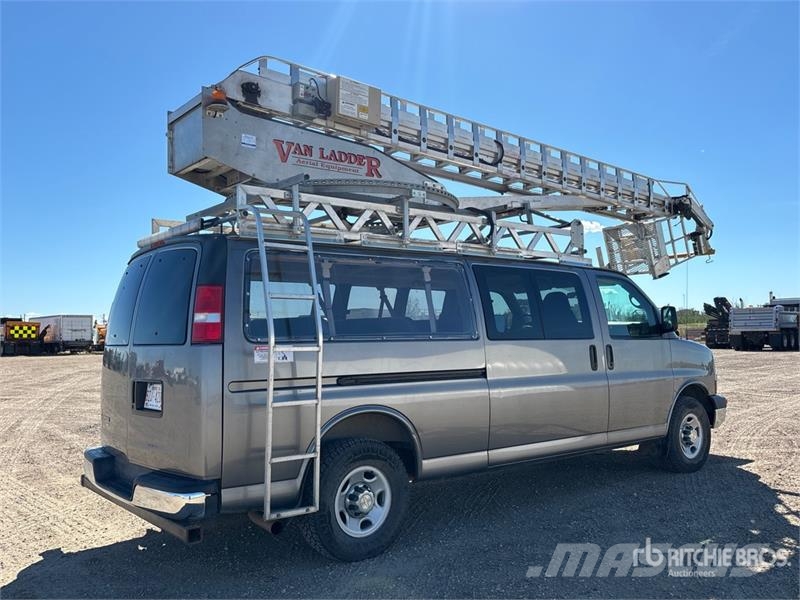 Chevrolet Express 3500 Camion nacelle