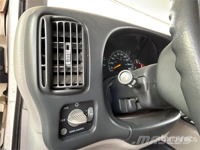 Chevrolet Express 3500 Kampeerwagens en caravans