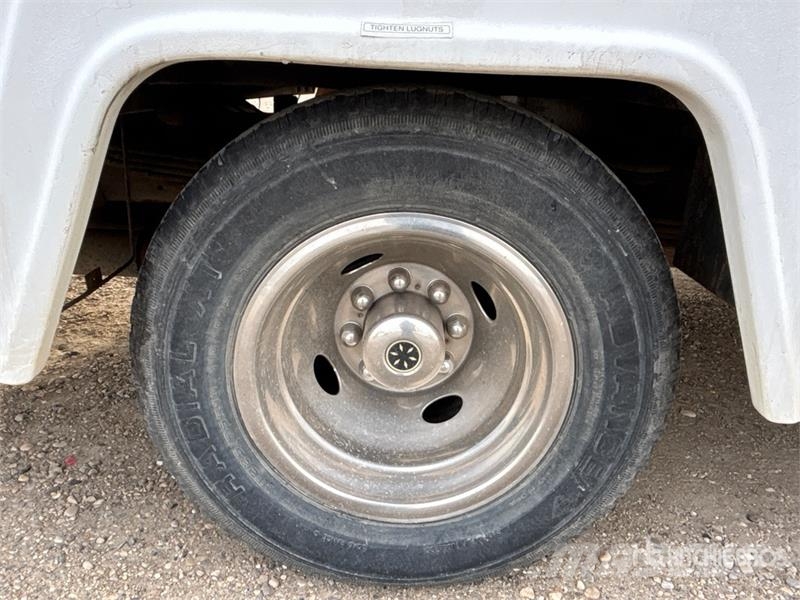 Chevrolet Express 3500 Kampeerwagens en caravans