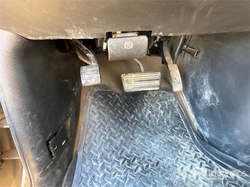 Chevrolet Express 3500 Camion nacelle