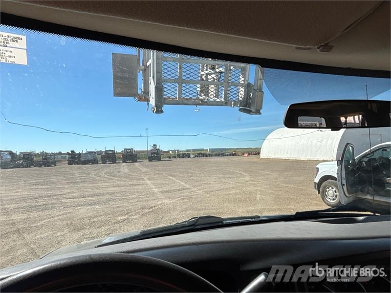 Chevrolet Express 3500 Camion nacelle