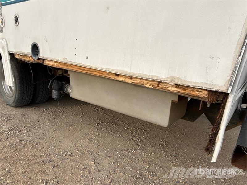Chevrolet Express 3500 Kampeerwagens en caravans