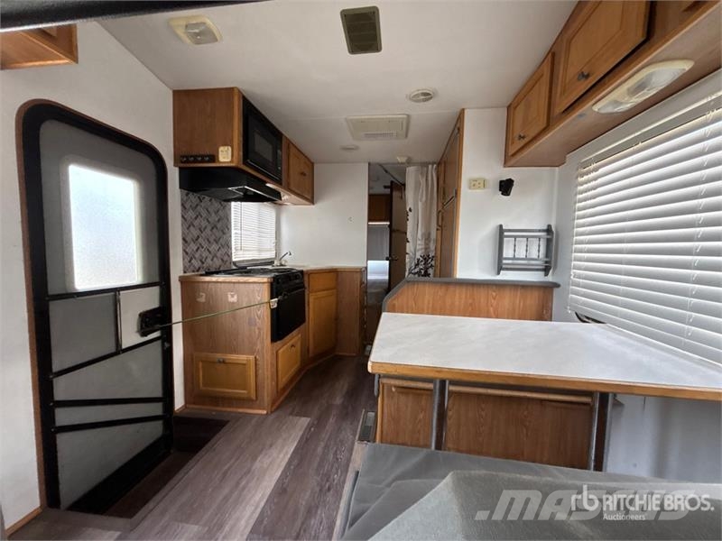 Chevrolet Express 3500 Kampeerwagens en caravans