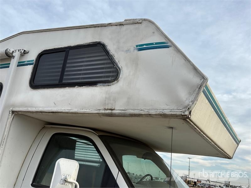 Chevrolet Express 3500 Kampeerwagens en caravans