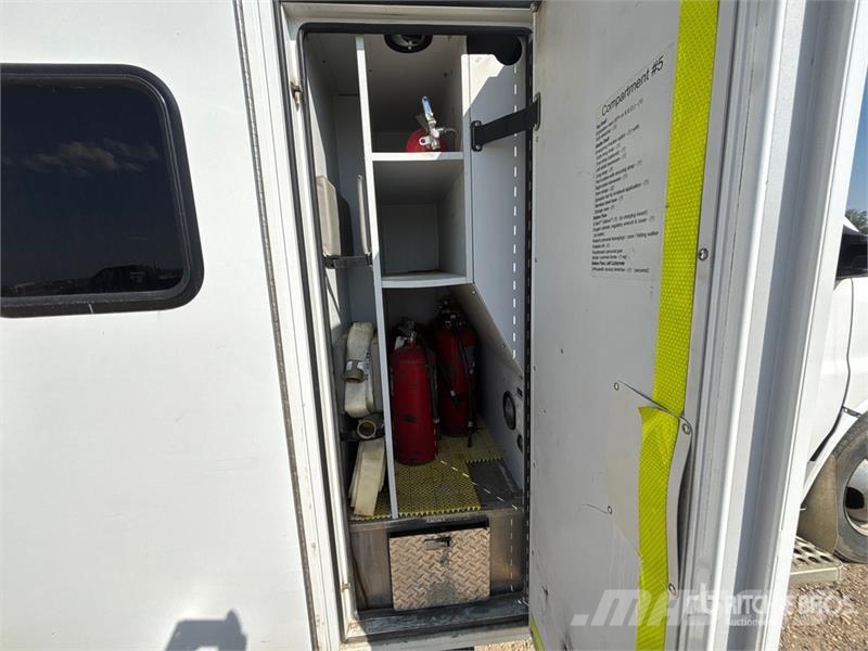 Chevrolet Express 3500 4x2 Ambulance 구급차