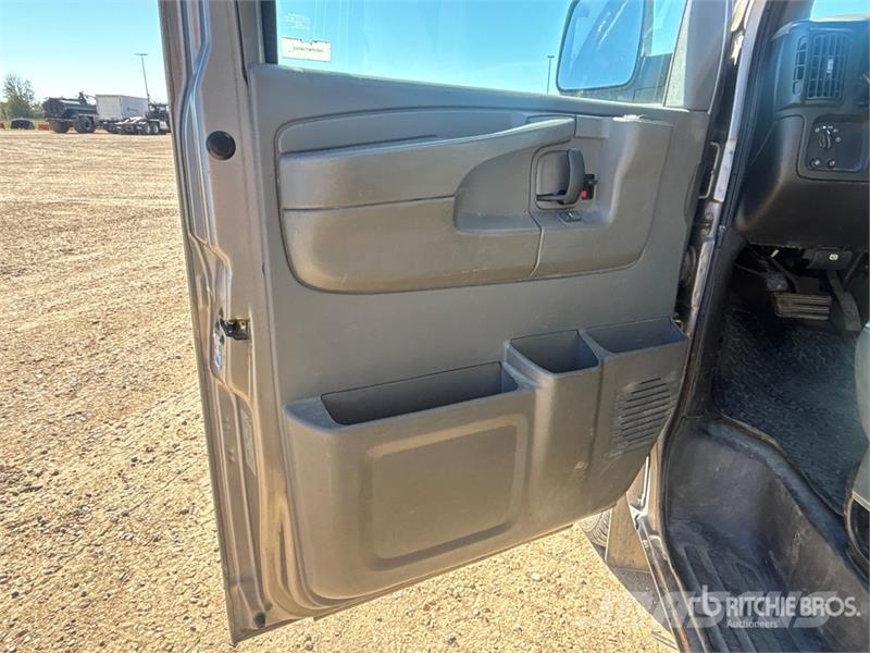 Chevrolet Express 3500 Camion nacelle