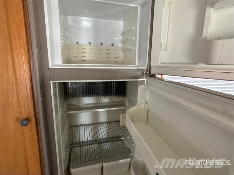Chevrolet Express 3500 Kampeerwagens en caravans