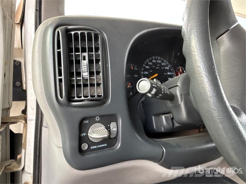 Chevrolet Express 3500 Kampeerwagens en caravans