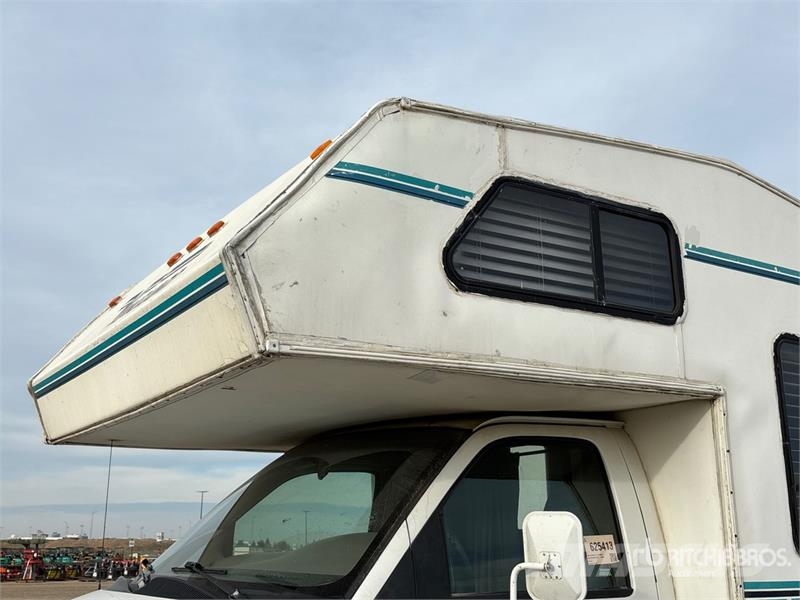 Chevrolet Express 3500 Kampeerwagens en caravans