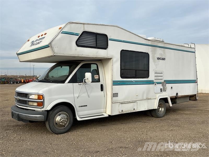 Chevrolet Express 3500 Kampeerwagens en caravans